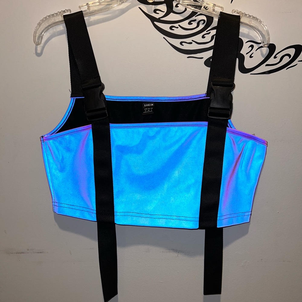 Holographic Buckle Cropped Tank
